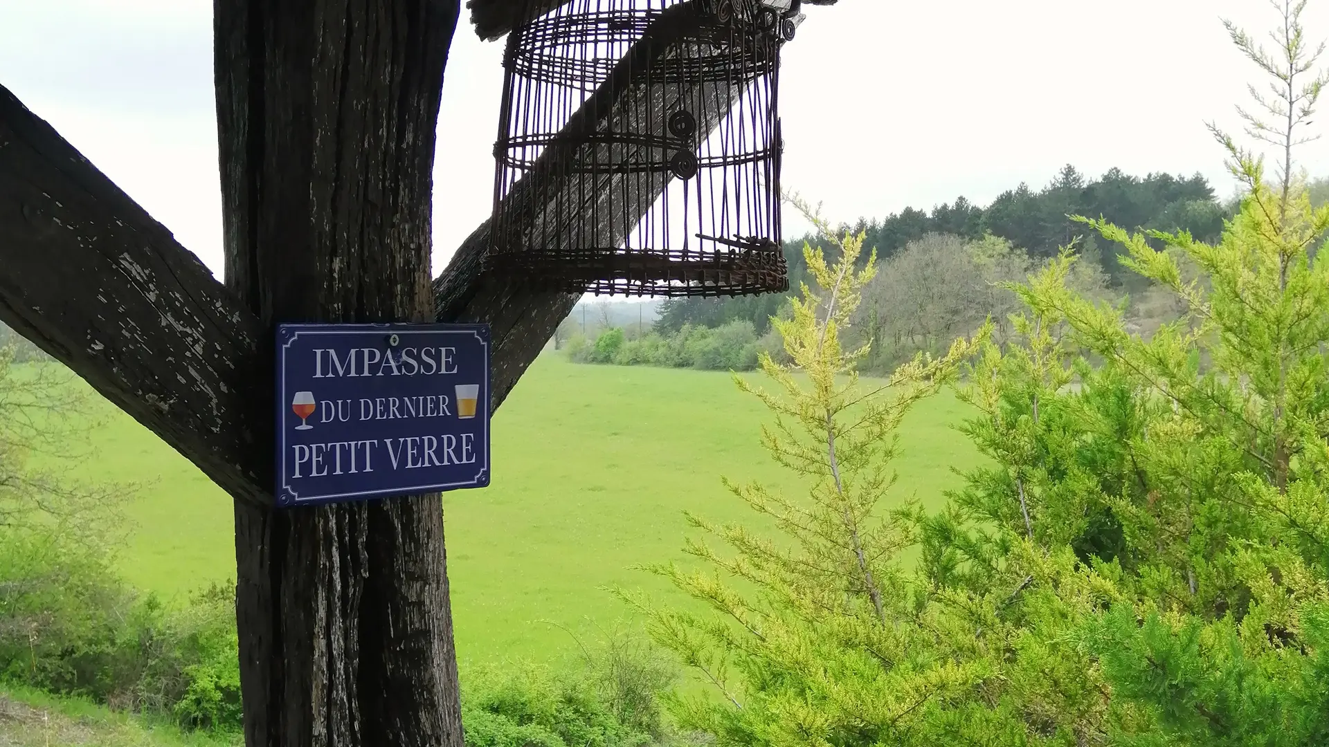 le mazet vue du bolet sur la campagne