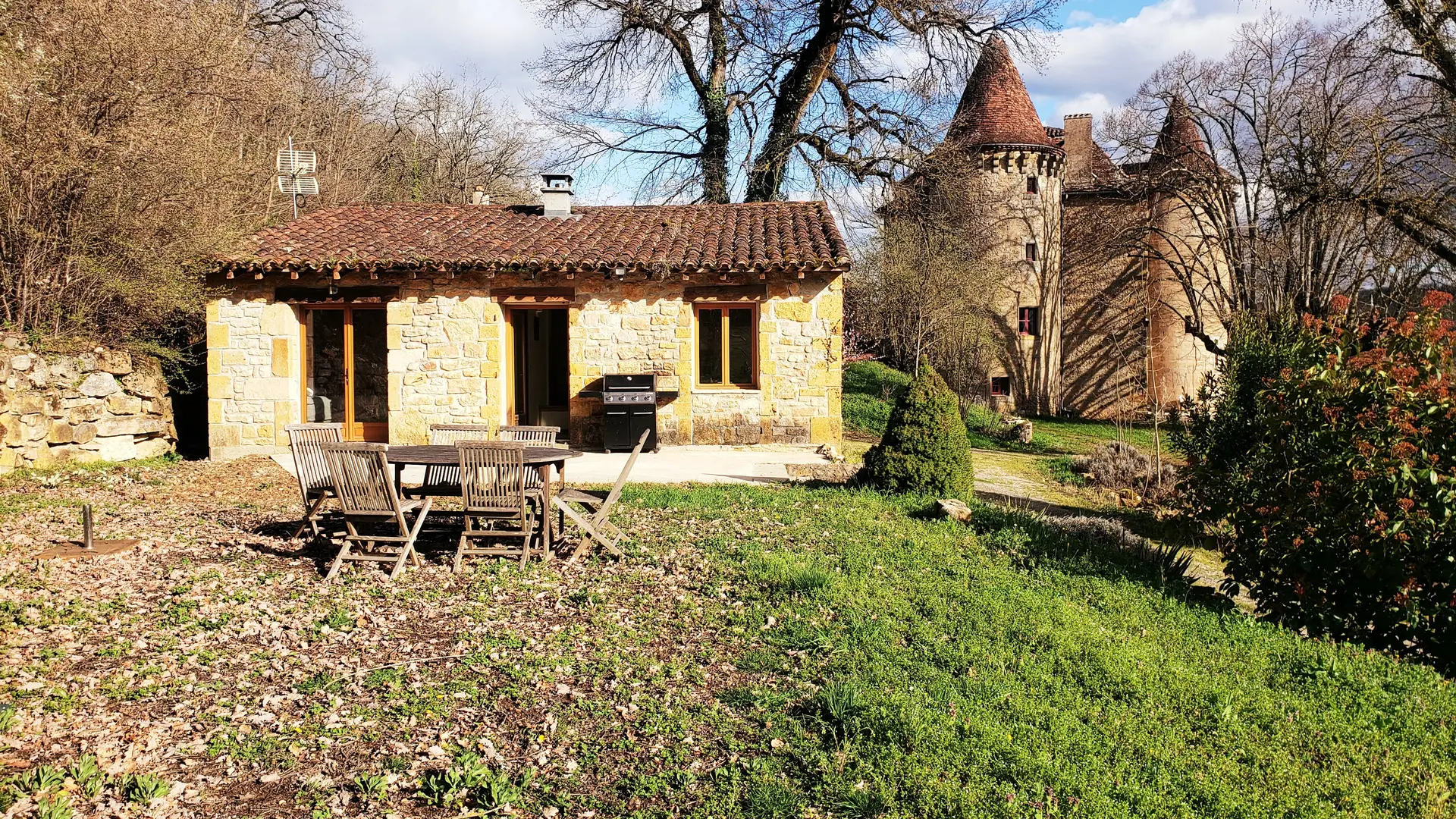 Cottage Ginkô château de saint-dau