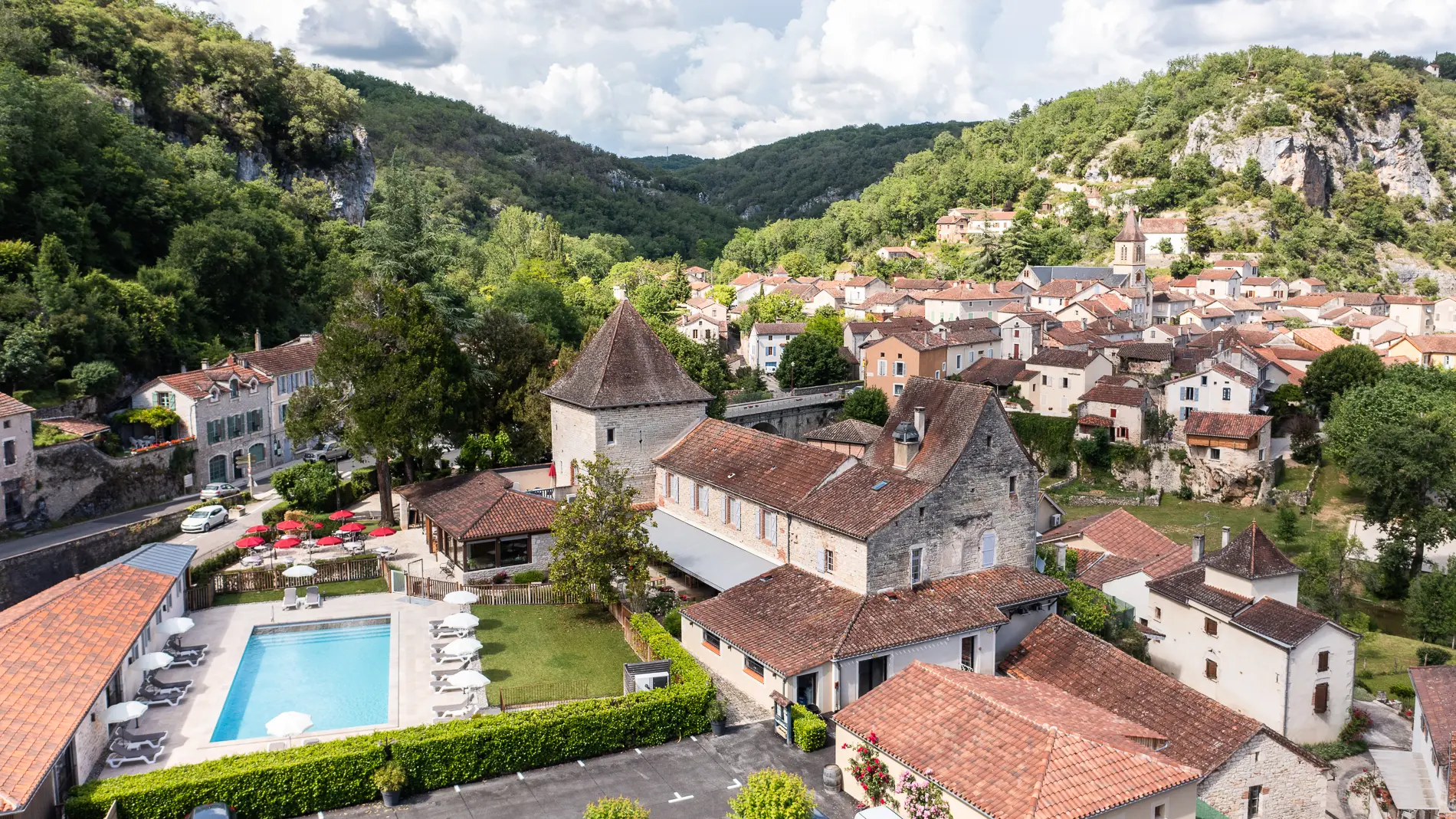 Vue aérienne de La Truite Dorée