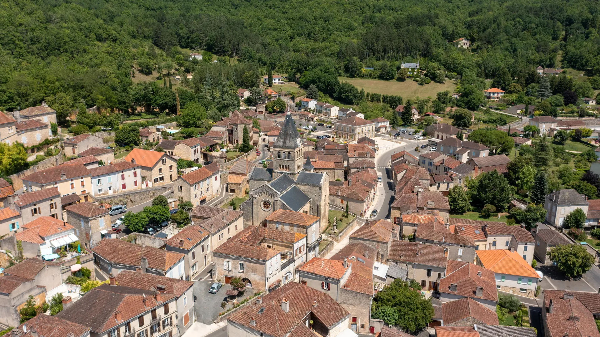 Vue drone du village de Duravel