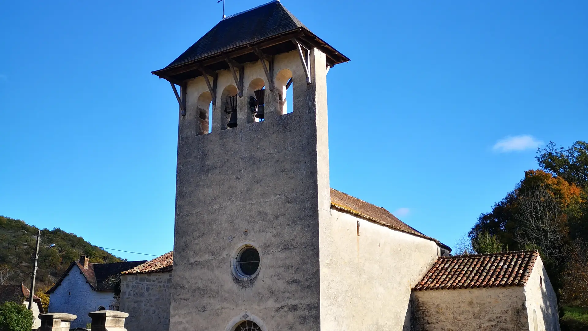 220929_Eglise clocher soleil_PR Maxou