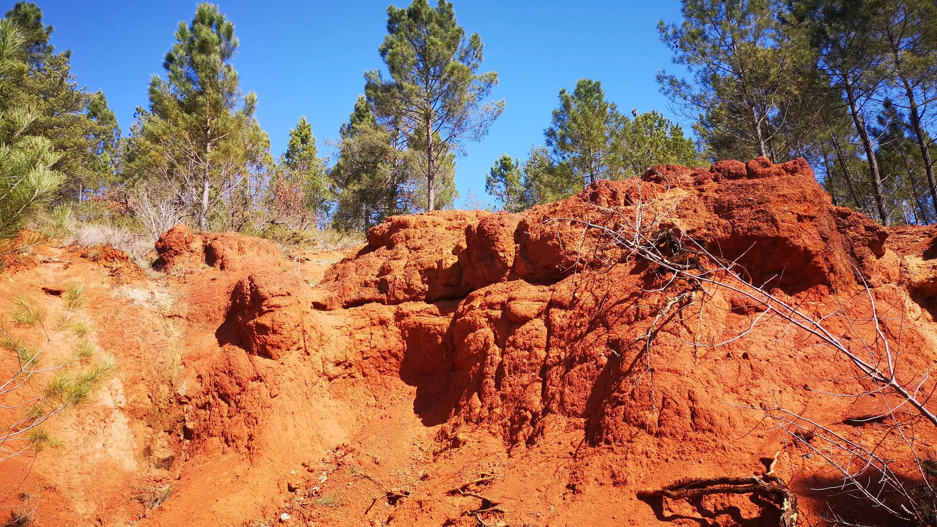 220324_Terres rouges