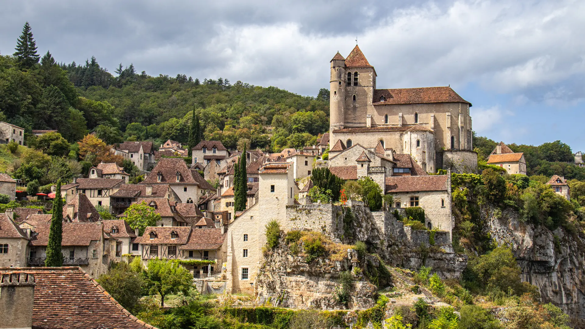 Saint-Cirq-Lapopie village de caractère