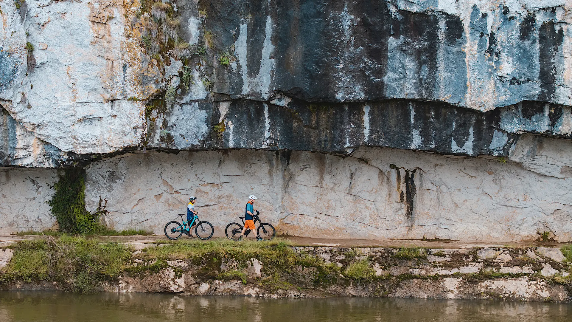 VTT sur le chemin de halage