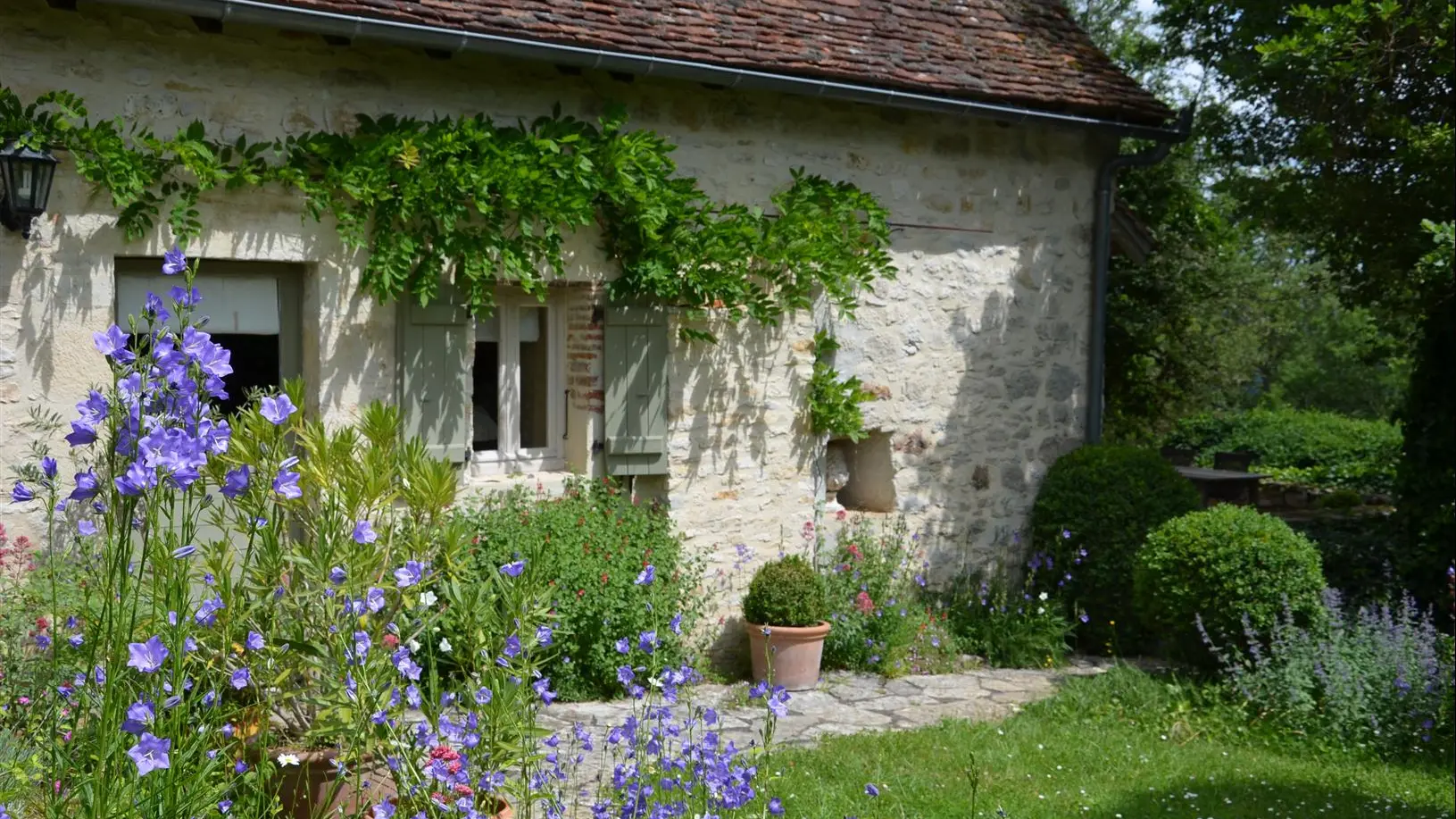 Gîte Rigoudau-Saint Denis les Martel-extérieur