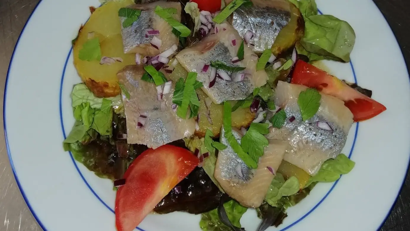 Filet de Hareng Mariné / Marinated Herring Filet