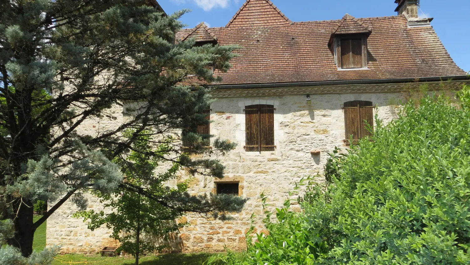 35 CHAUFFOUR-SUR-VELL - Aux confins du Quercy (1)