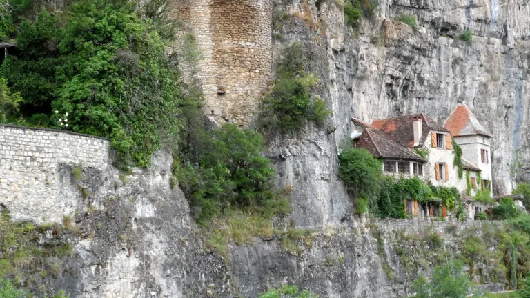 37-Château des Anglais à Cabrerets © Lot Tourisme - G. Raskin