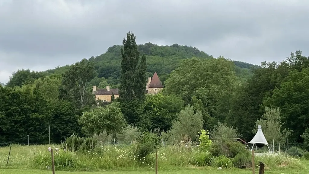 walking tour may - image credit Berty Gite 4