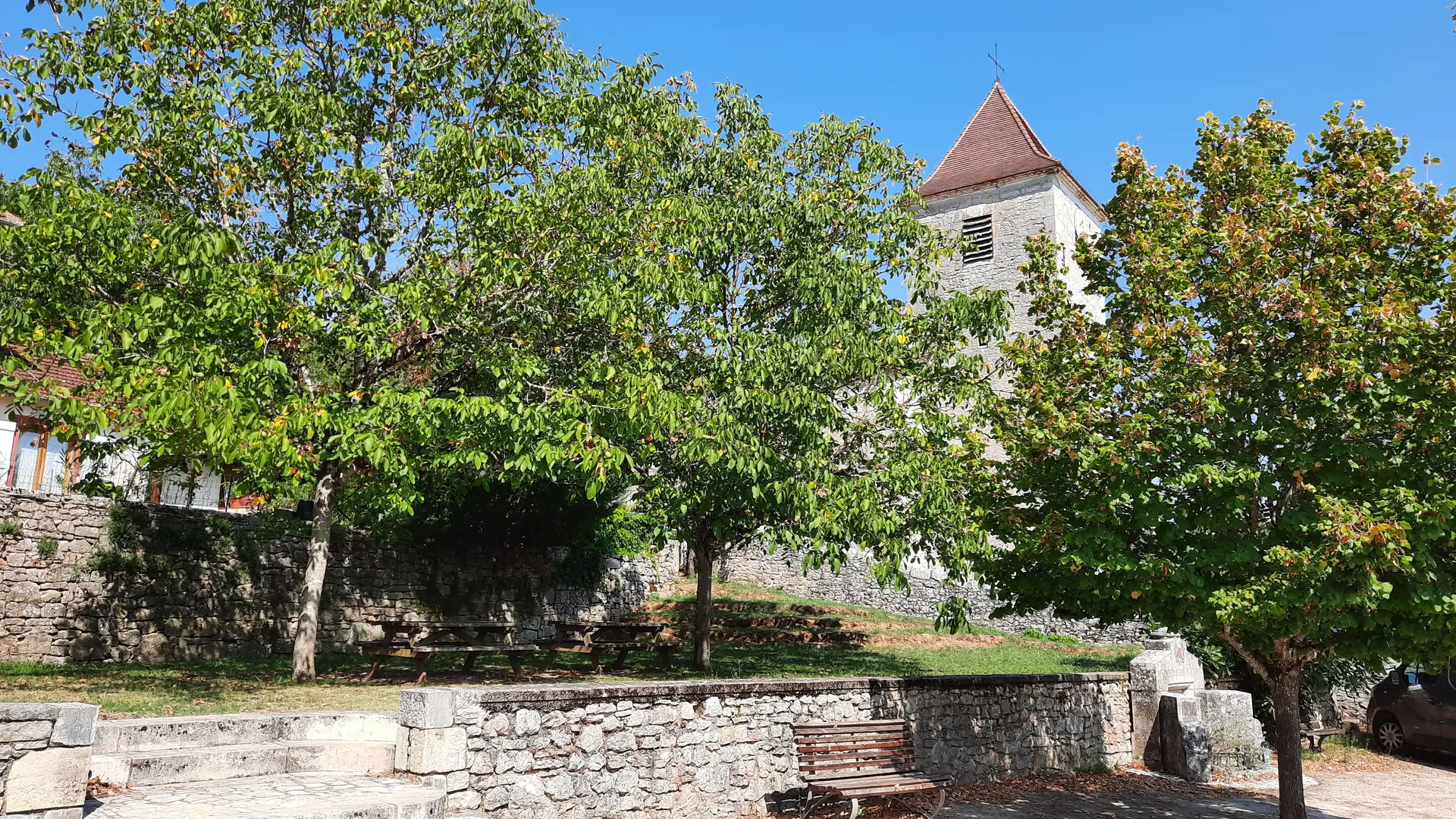 Aire du jardin communal de Sauliac 1