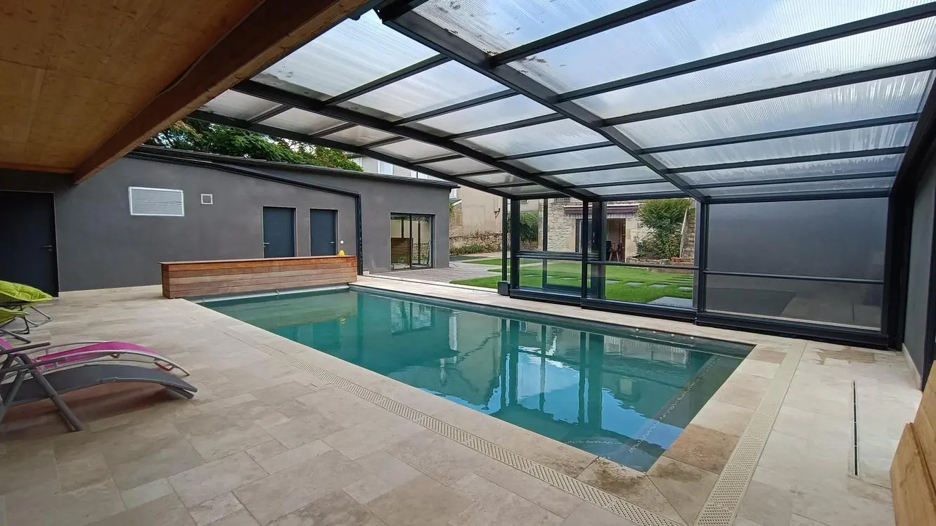 Au coeur de Vayrac-Piscine