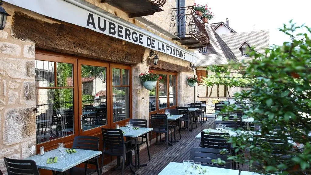 Auberge de la fontaine_Autoire_terrasse