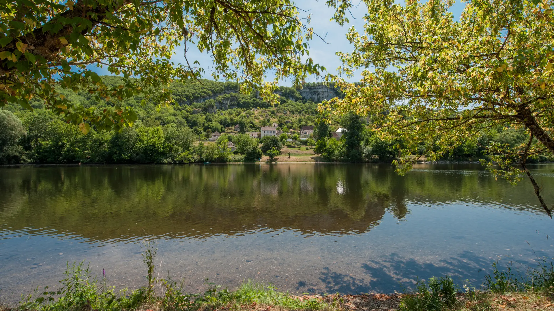 Baignade dans la Dordogne à Vayrac_07 © Lot Tourisme - C. ORY