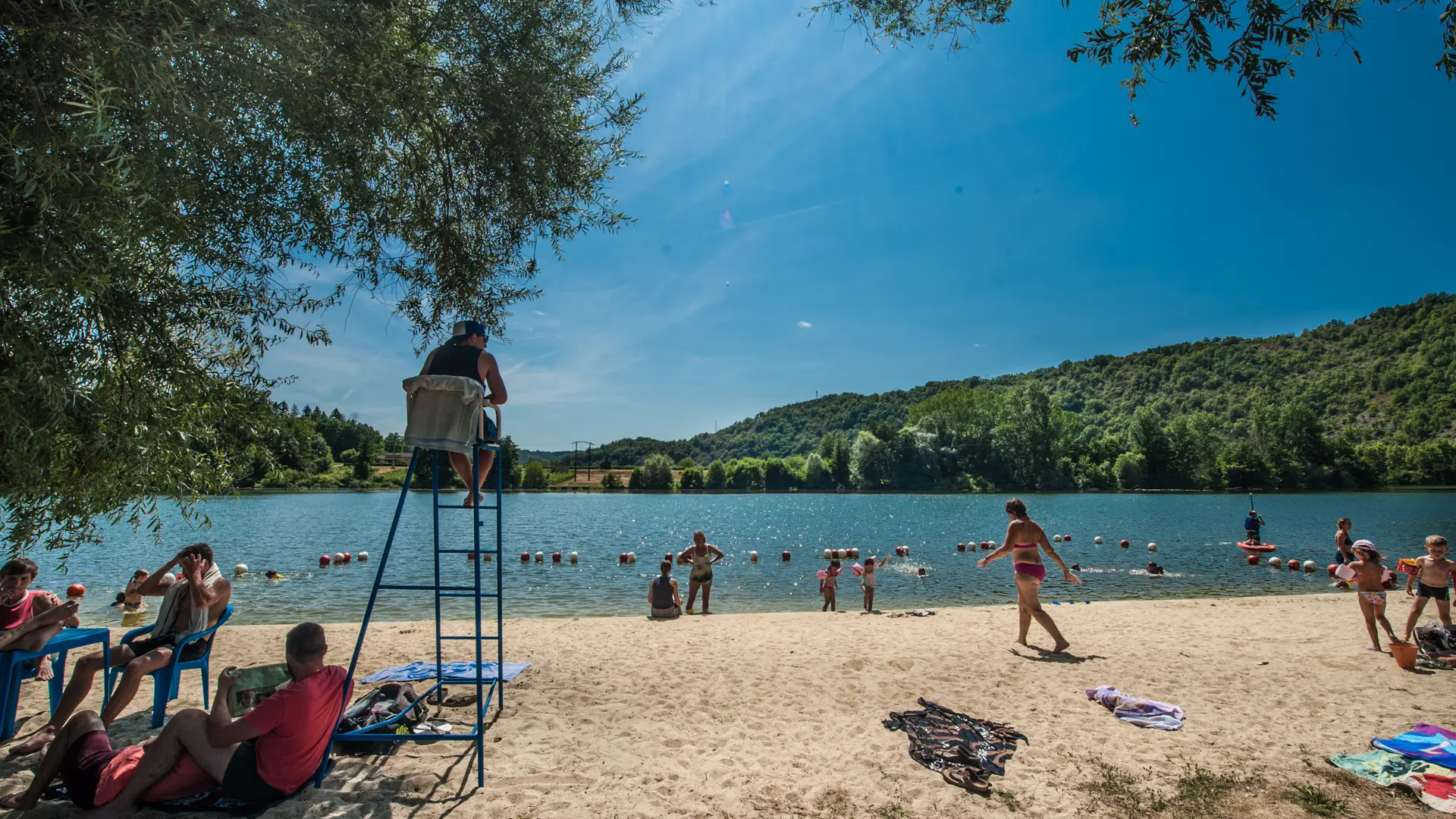 Baignade dans le Lot à Luzech_04 © Lot Tourisme - C. ORY