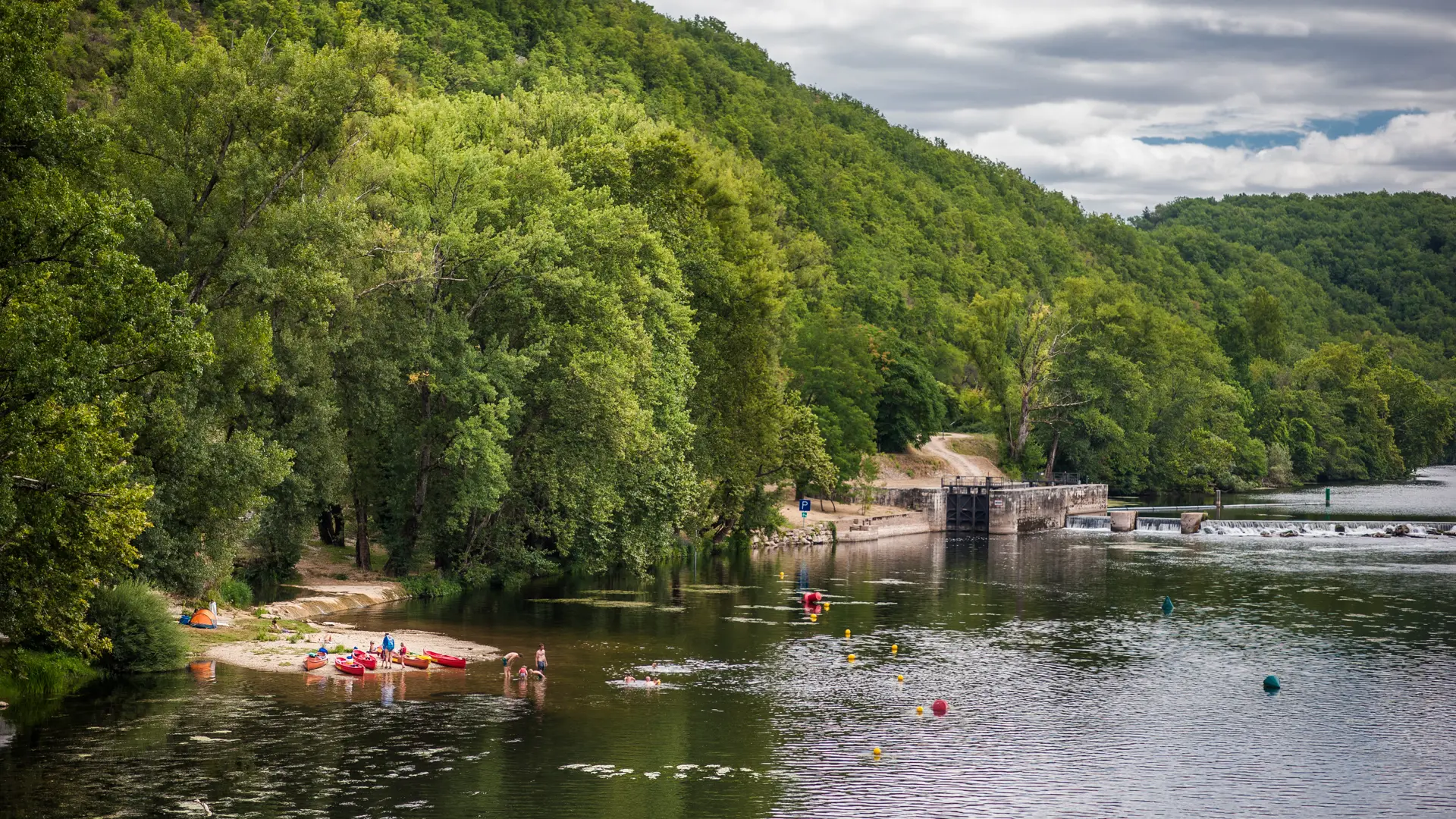 Base nautique de Floiras © Lot Tourisme - C. ORY