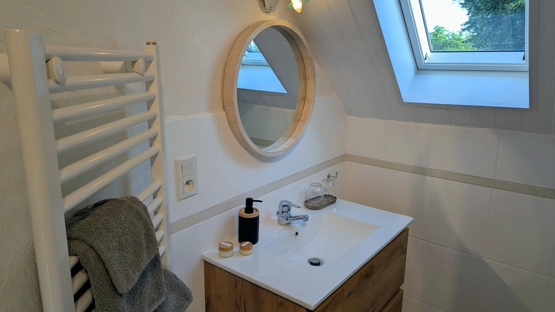 Bathroom Lots of Peace 2