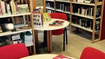Bibliotheque Frayssinet-le-Gelat