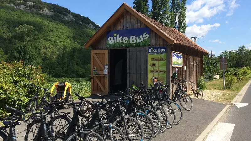 LOCATION DE VÉLOS - CASTELNAUD LA CHAPELLE - BIKE BUS