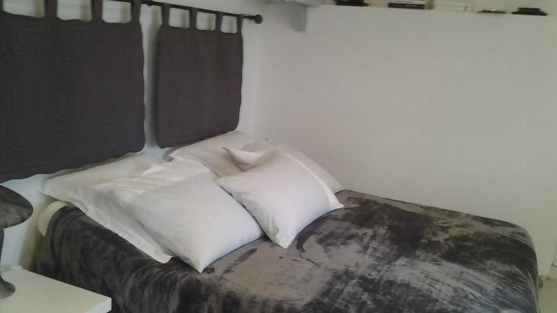 CHAMBRE 1