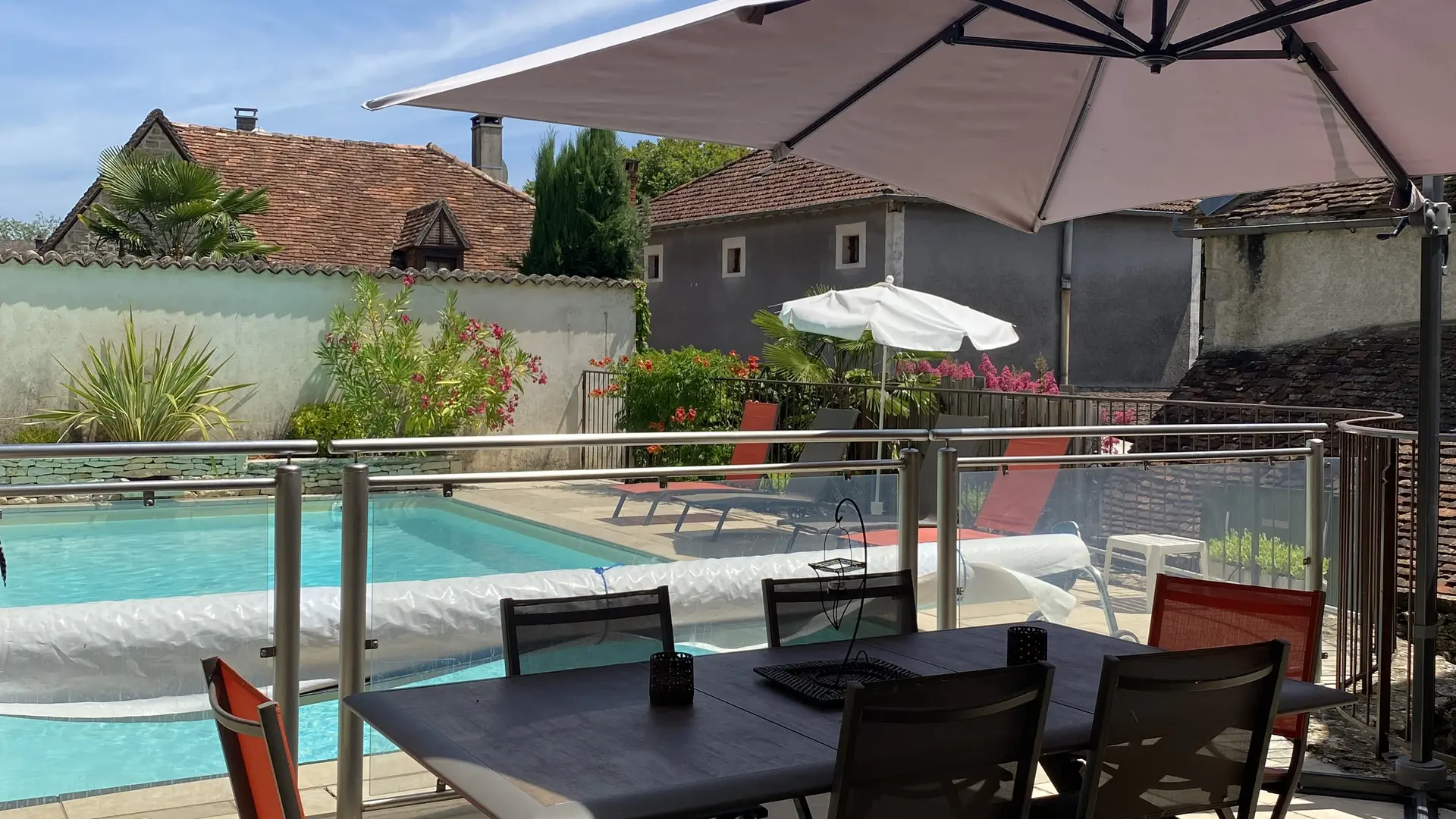 COIN REPAS EXTERIEUR