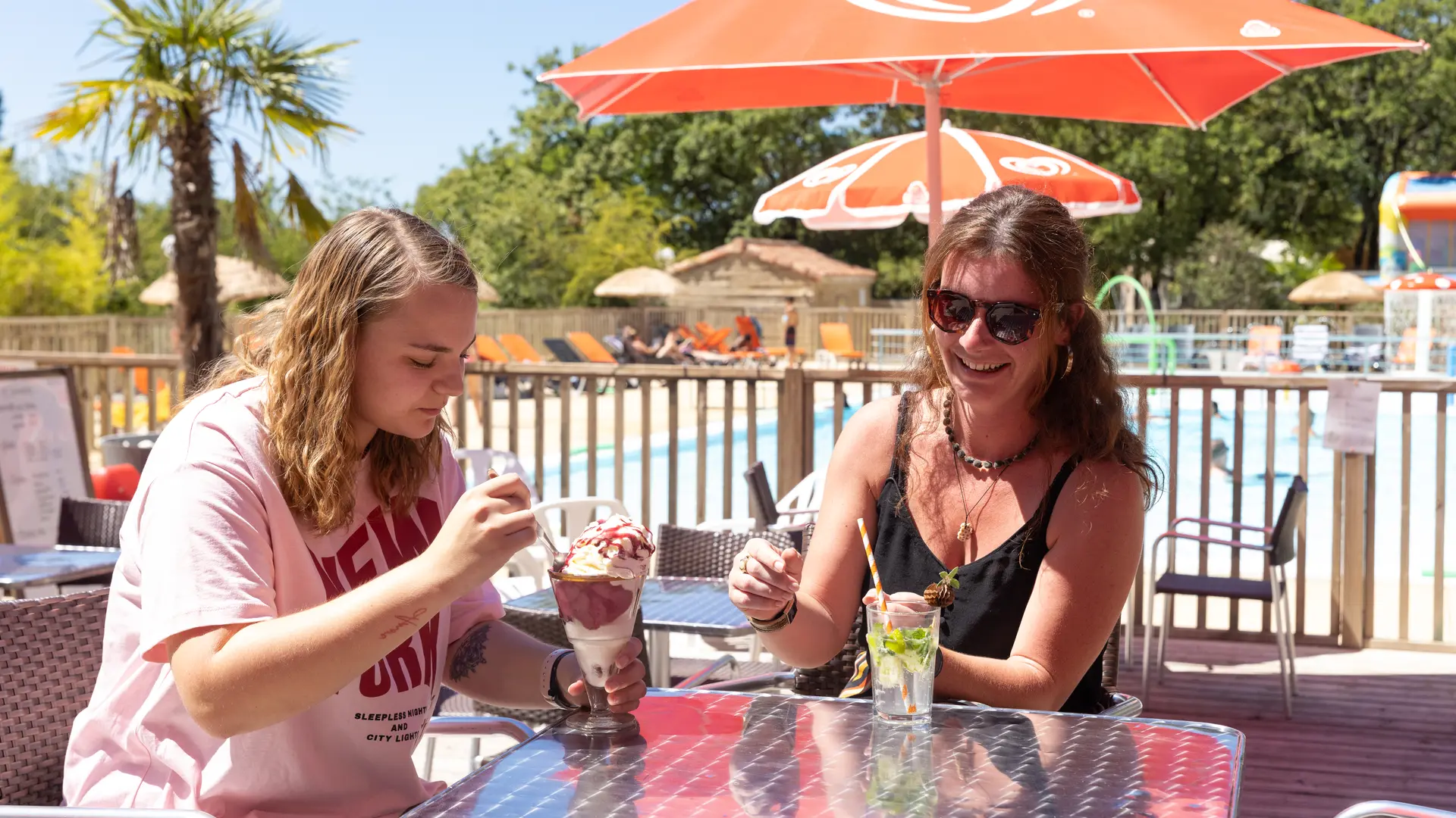 Camping-Crayssac-Restaurant-LesRefletsduQuercy-ciela-village-4