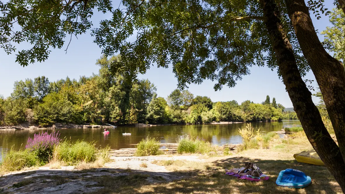 Camping Le Clos Bouyssac, aan de rivier Lot160