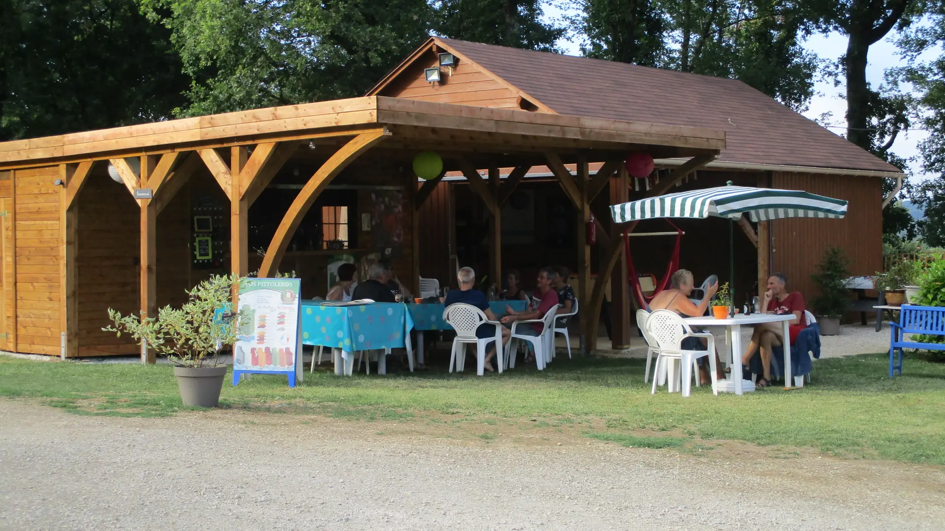 Camping Le Paradis - Buvette