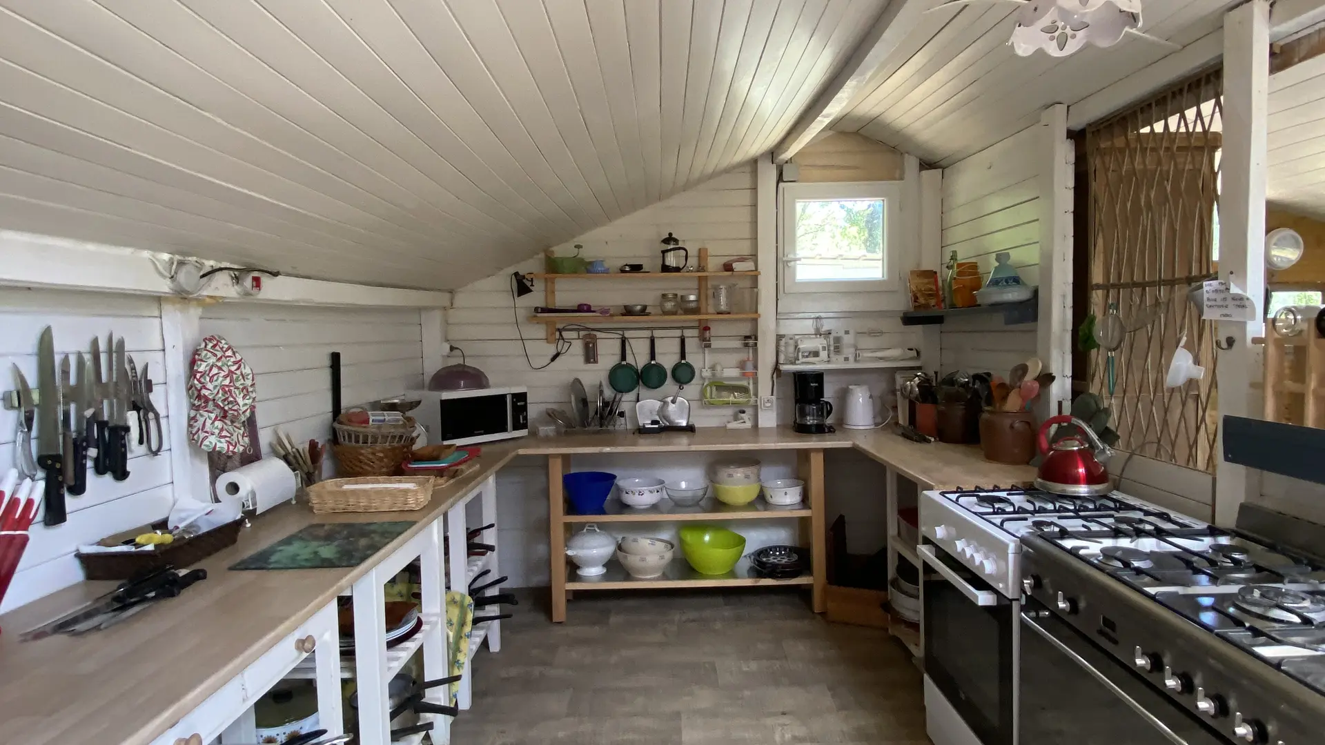 Camping_les_terres_hautes_cuisine