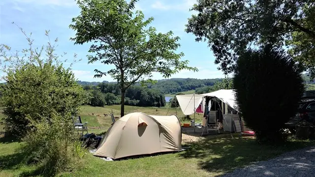 Camping les Teuillères Sousceyrac-en Quercy-tente