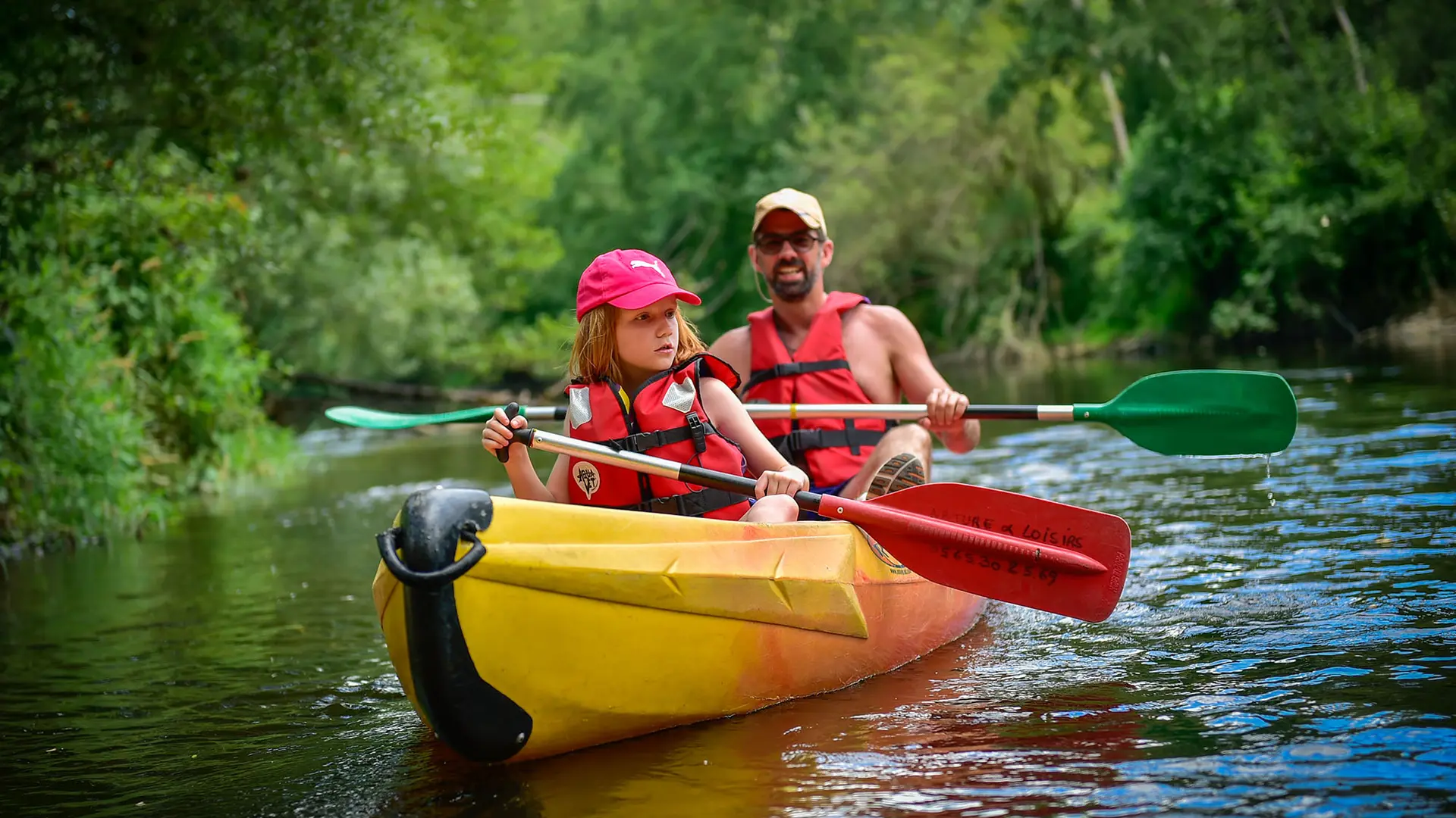 Canoe en famille sur le Célé -® Lot Tourisme - C. ORY