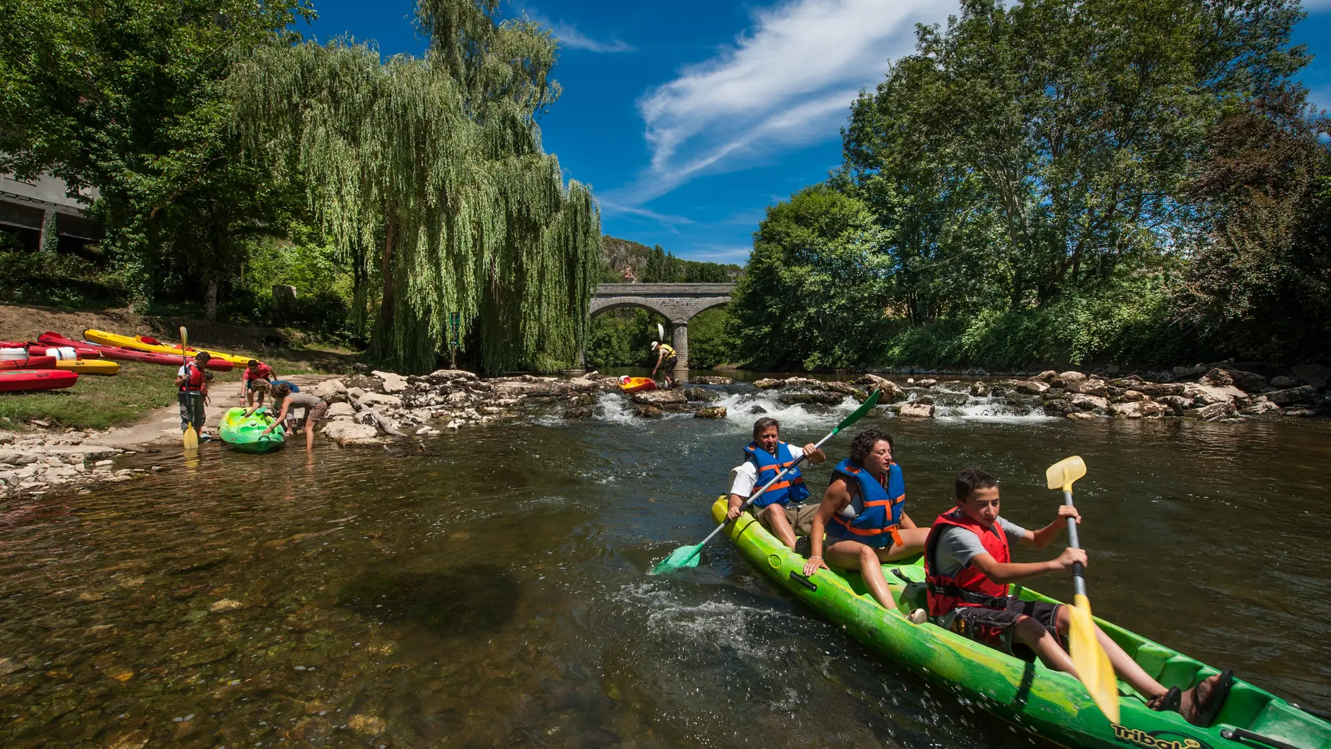 Canoë sur le Célé à Saint-Sulpice_03 © Lot Tourisme - C. ORY