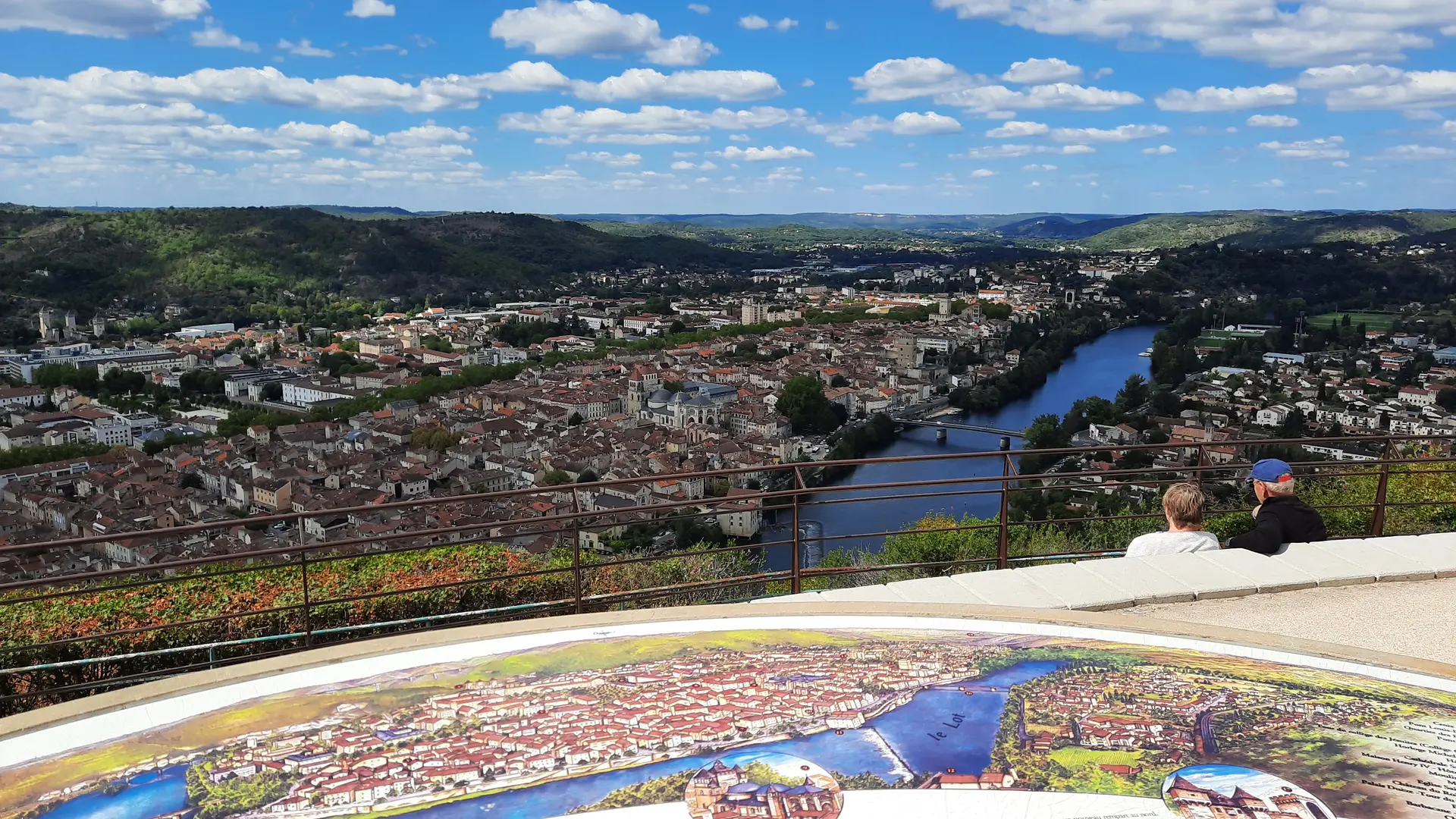 Cahors - Aire de pique-nique du Mont St Cirq 4