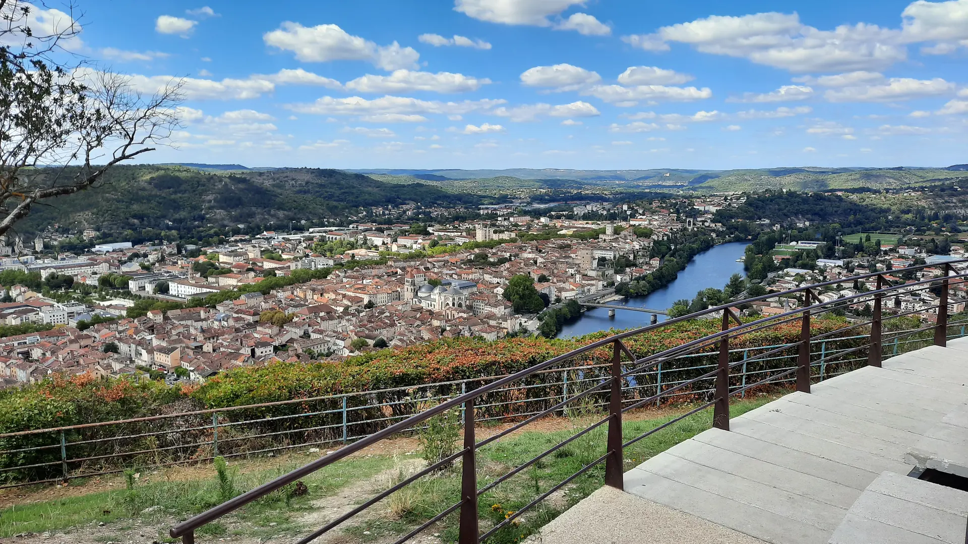 Cahors - Aire de pique-nique du Mont St Cirq 6