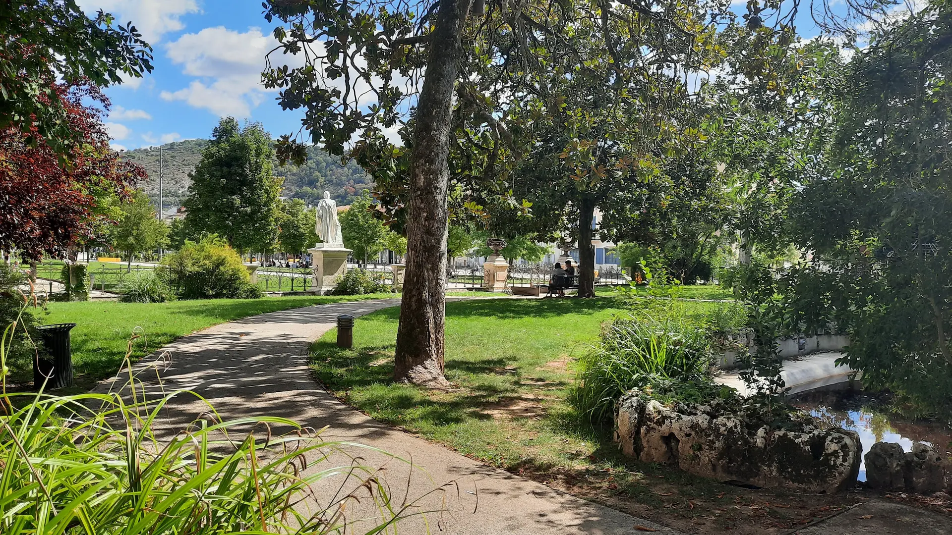 Cahors - Espace detente Square de Jouvenel 4