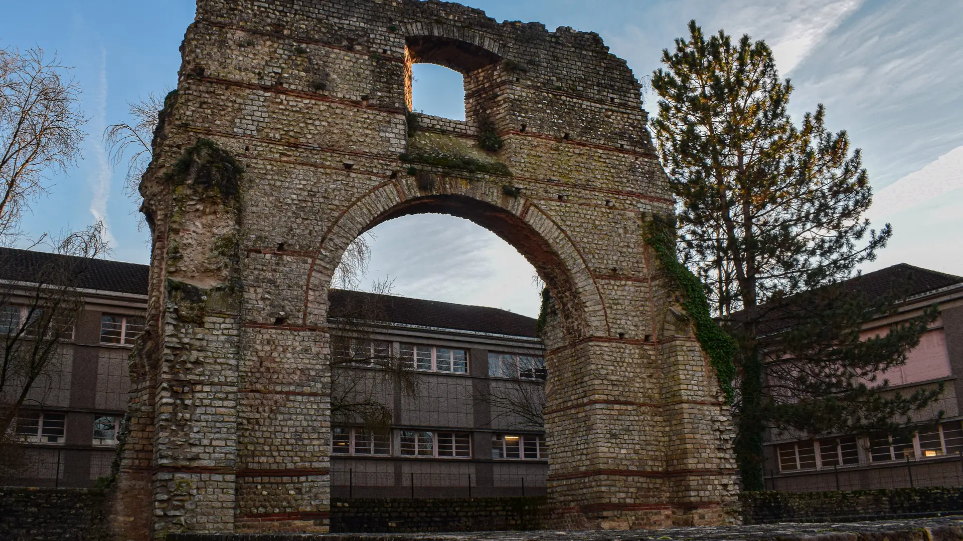 Arc de Diane à Cahors