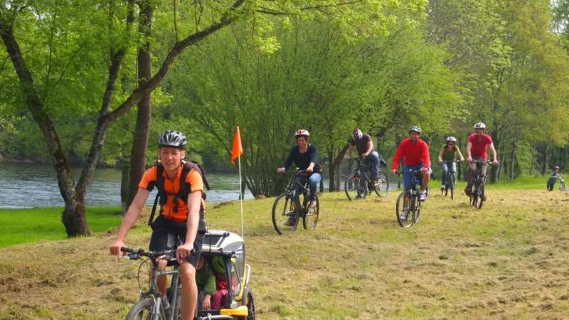 Balade VTT au bord de la Dordogne