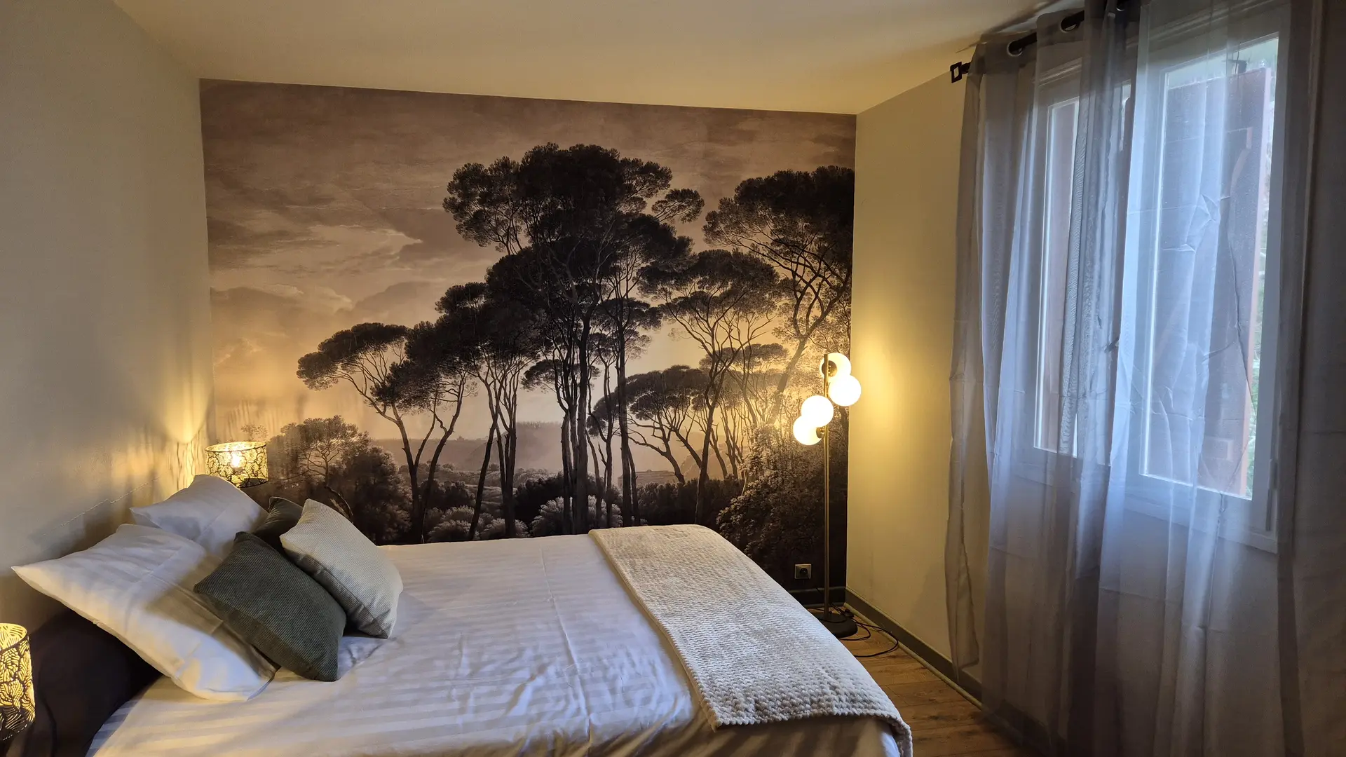 Chambre avec lit en 160 cm