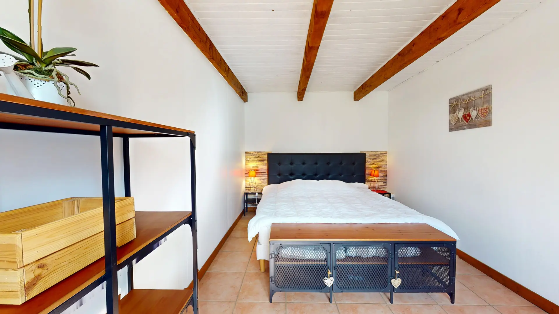 Chemin-du-Bois-Noir-03192025_220552