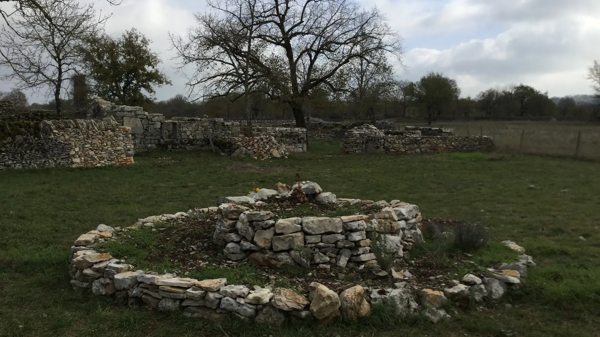 Circuit Les dolmens de Miers - OTVD Gloria Lafarge