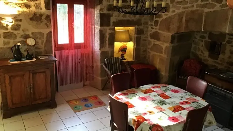 Combe-StPrivat-19G5349-interieur