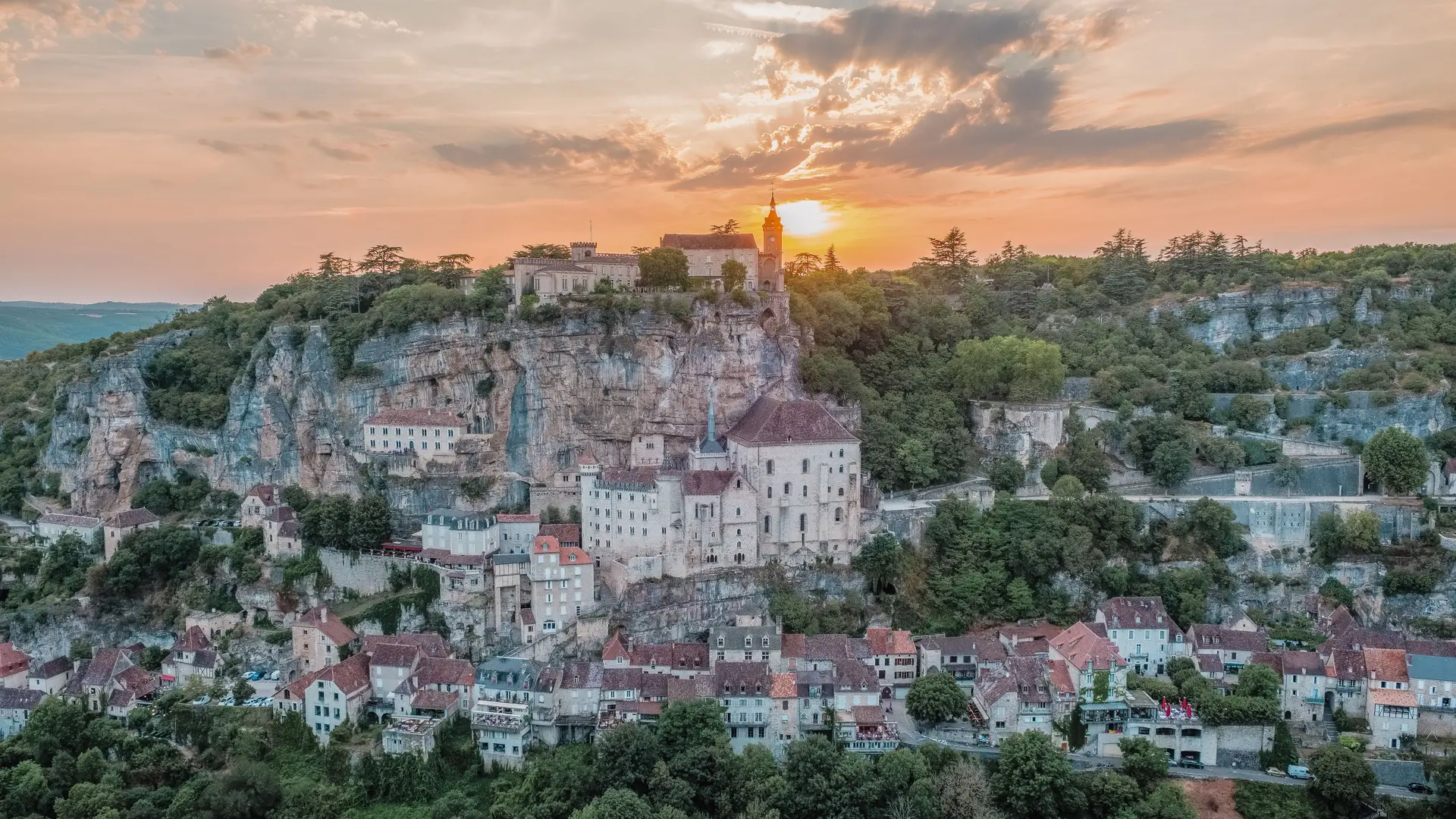 Coucher de soleil sur Rocamadour Lot Tourisme - Teddy Verneuil 180816-083746