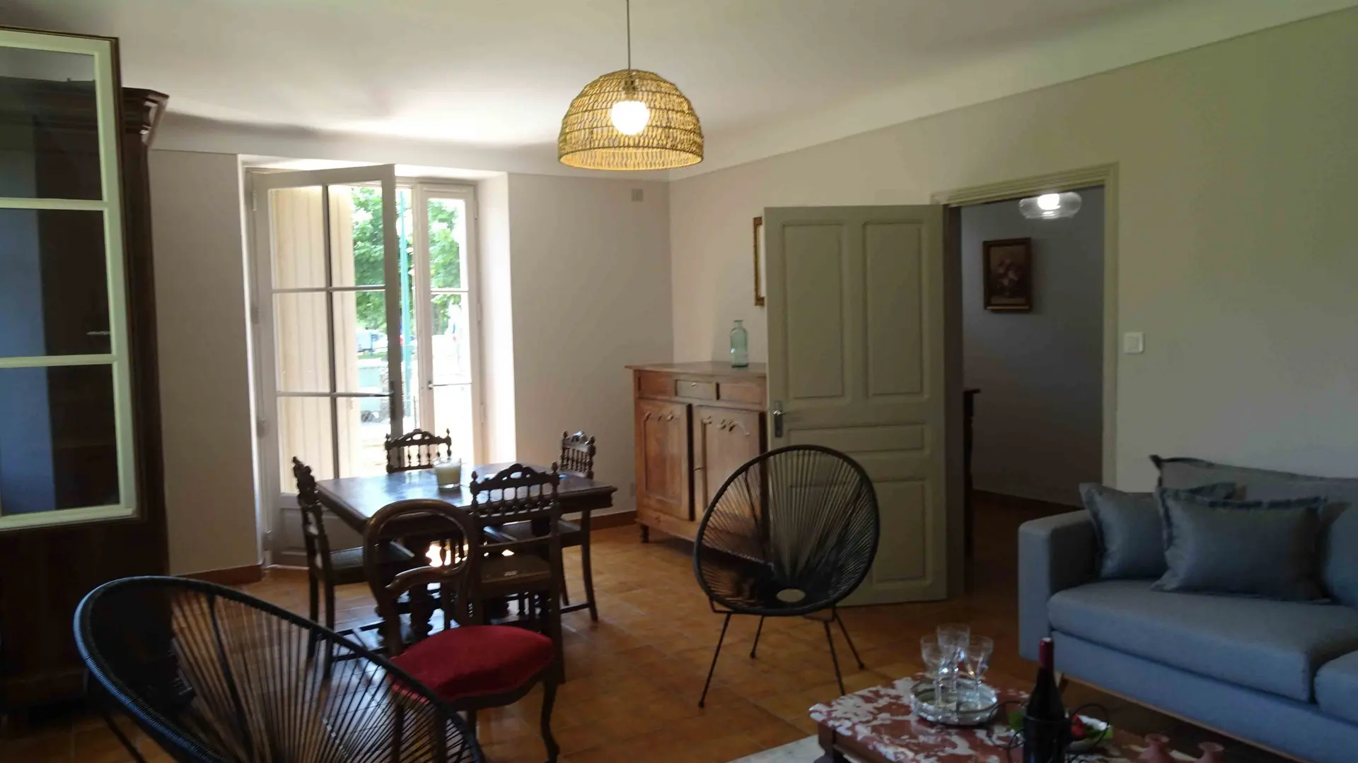 DSC02859-scaled.jpg salon de la grande maison