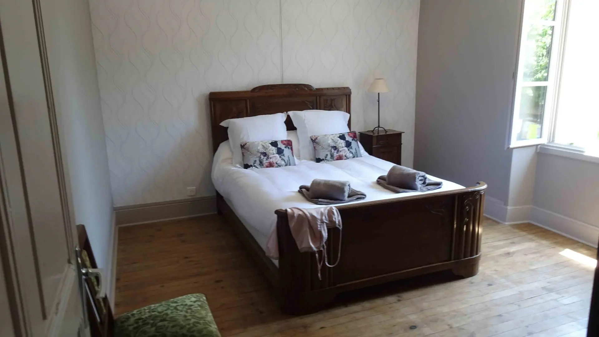 DSC02824-scaled.jpg chambre grde maison