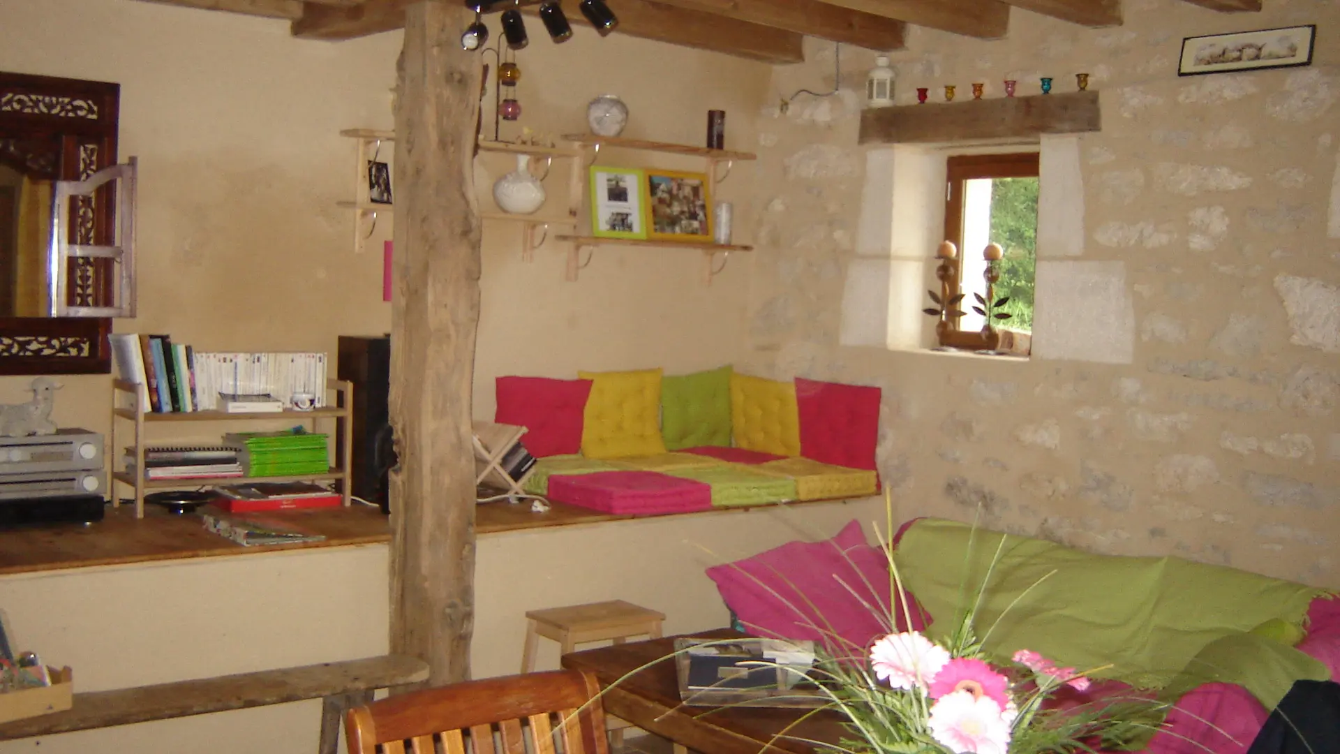 Entrée Salon -bibliotéque