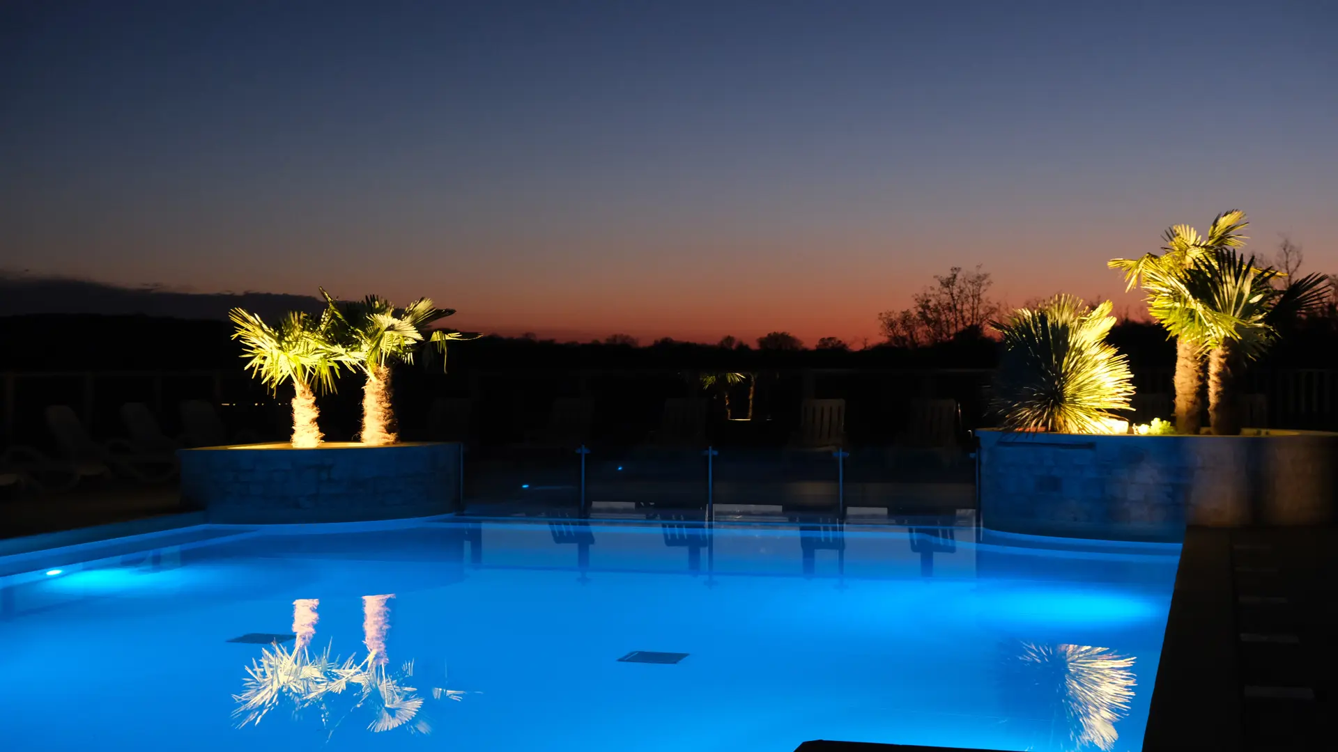 Piscine nocturne