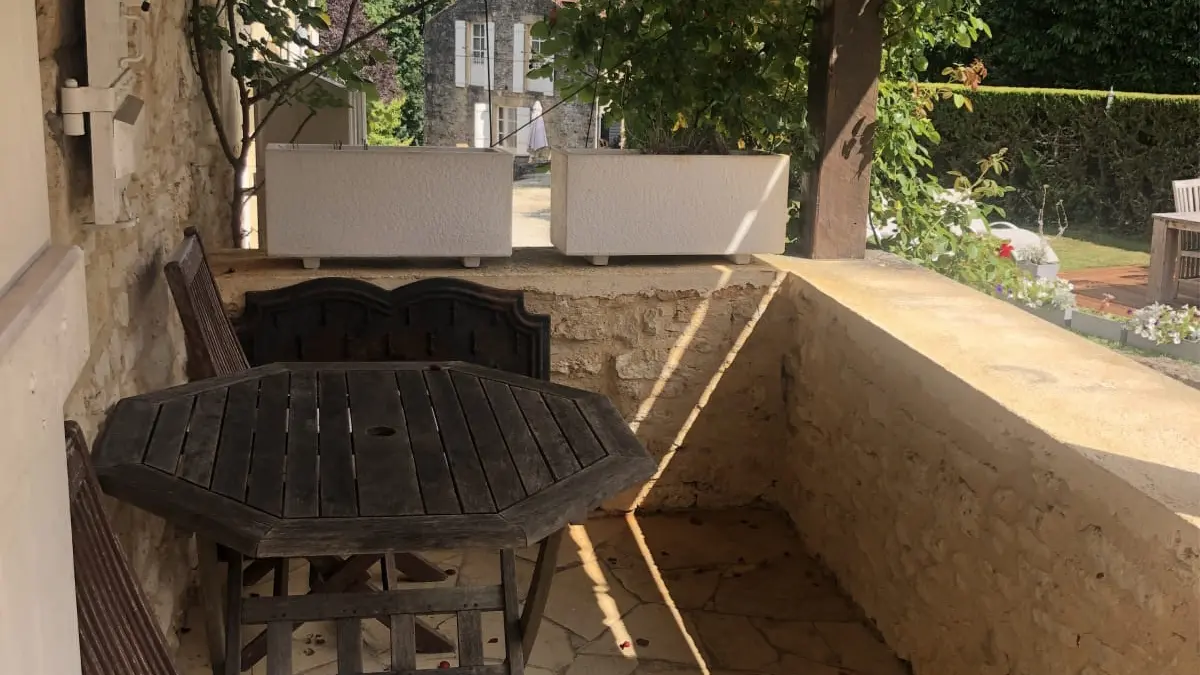 Domaine de Fraysse Terrasse LA CAZELLE