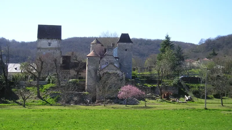 Saint Sozy : Château Tour