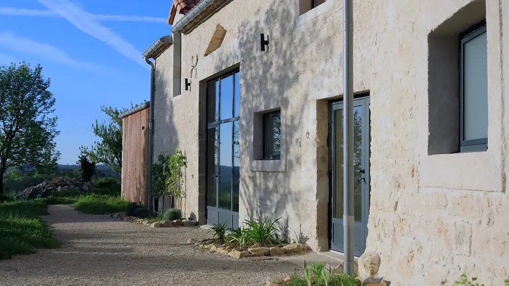 Côté cour