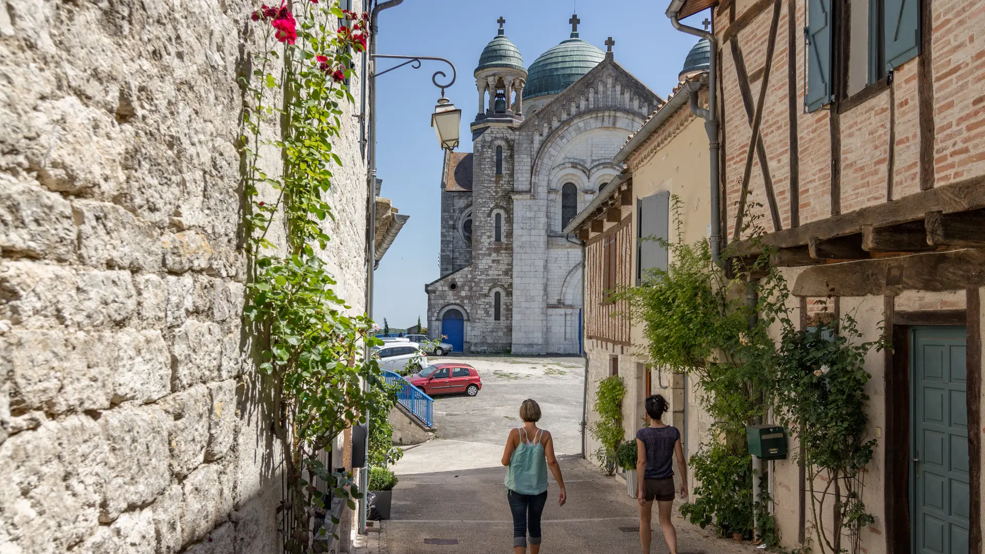 Eglise Saint-Martin depuis la rue du Capitaine Tailhade