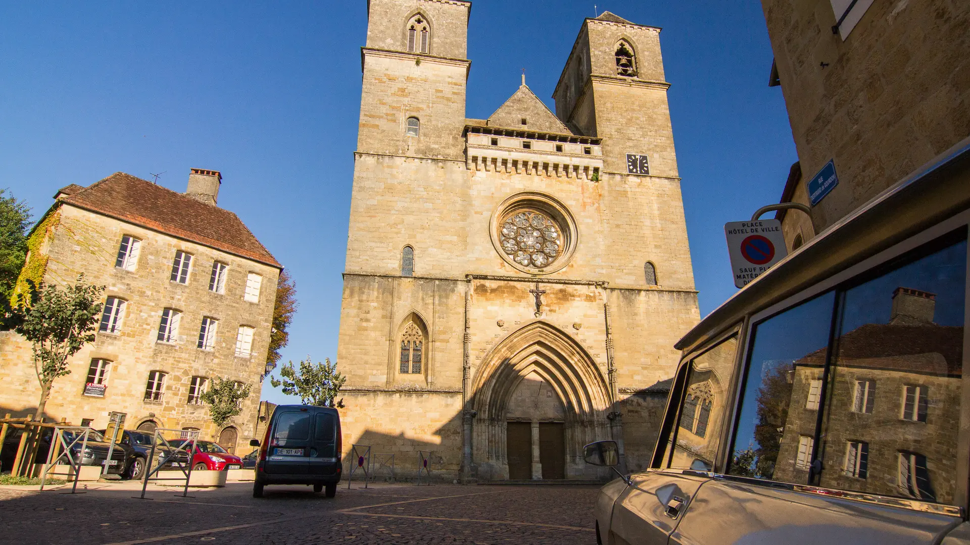 Eglise Saint-Pierre à Gourdon © Lot Tourisme - C. Novello